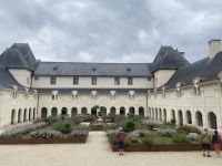 RADREISE LOIRE 3.-11.9.24: Ein zweiter Kreuzgang mit Klostergarten in der Abtei