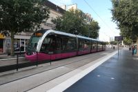 moderne Straßenbahn in Dijon