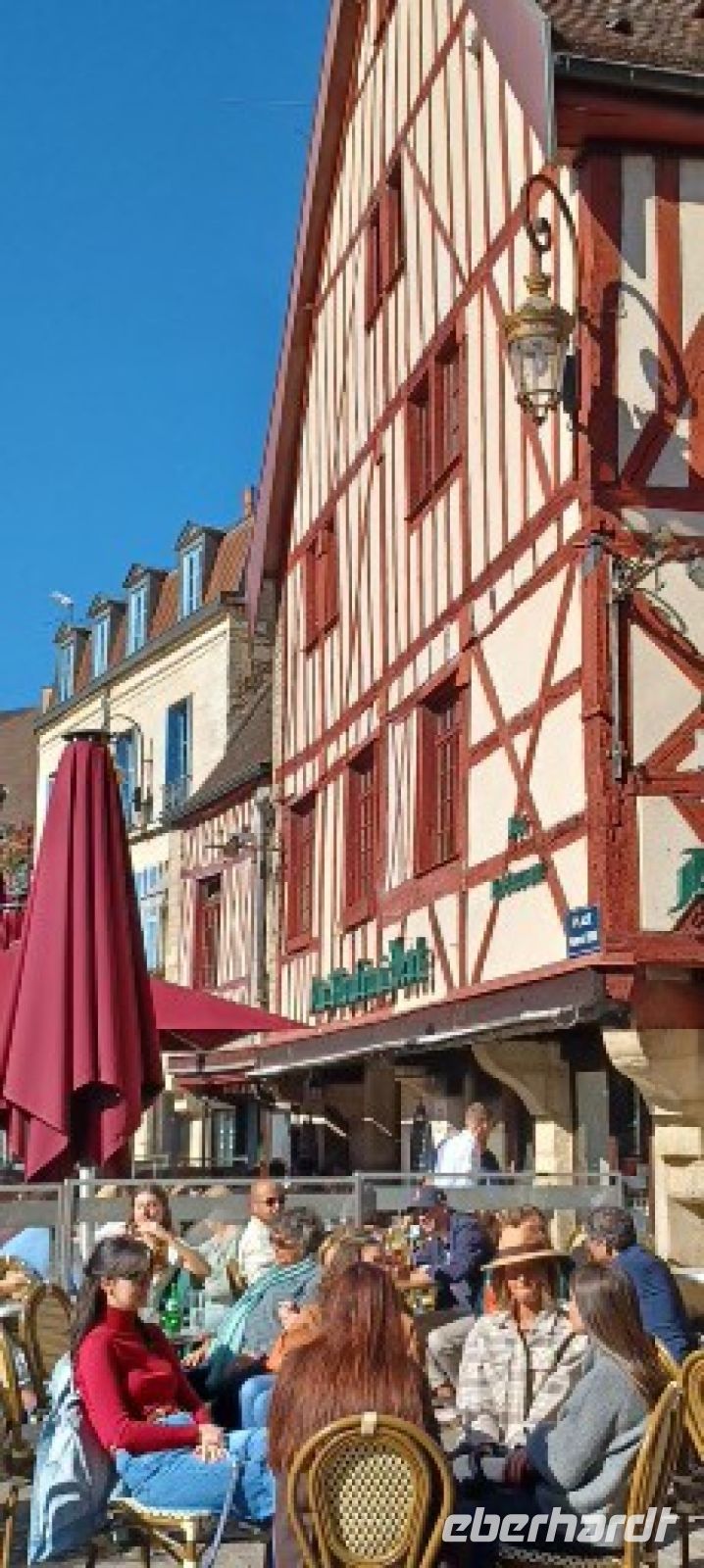 Dijon -Burgundrot als Zeichen der Identität mit der Region Burgund