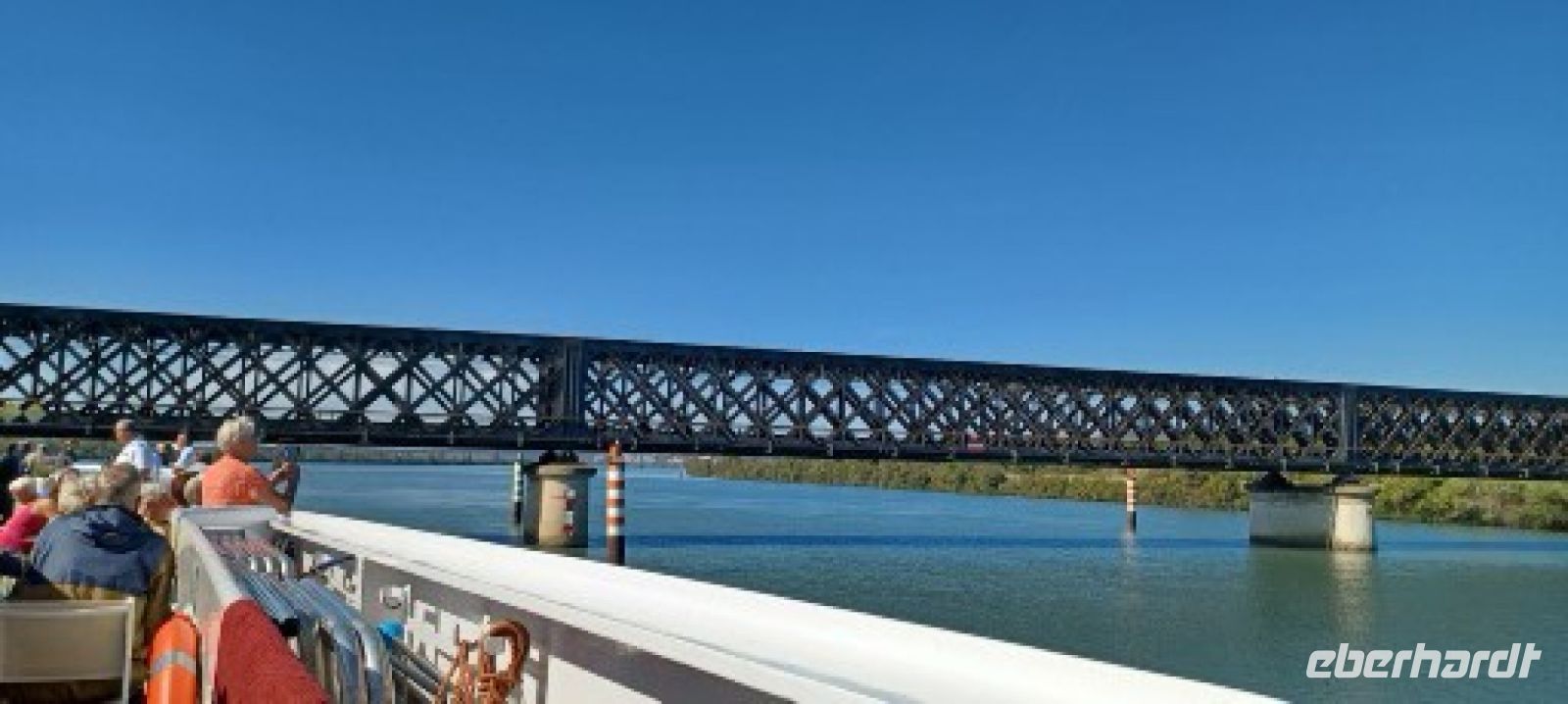 Avignon: Eisenbahnbrücke von Gustave Eiffel