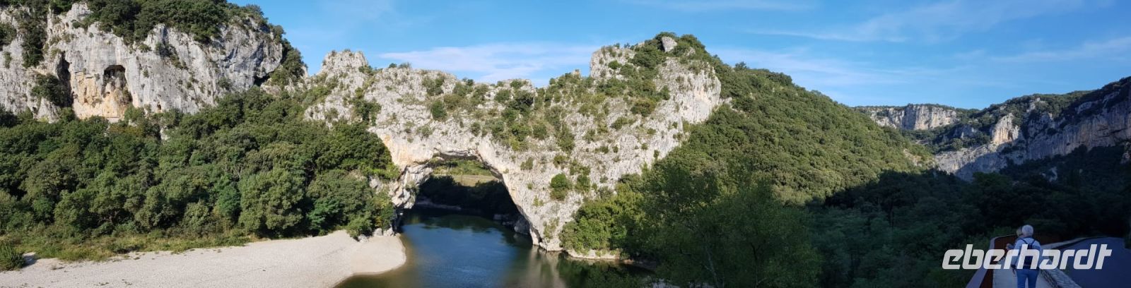 im Tal der Ardèche- der Naturbogen Pont d'Arc