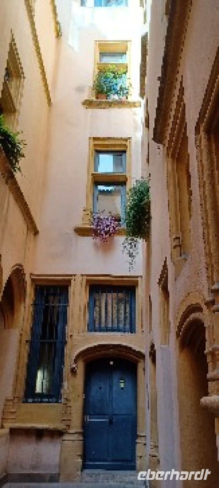 Lyon - Innenhof mit traboul (Straßendurchgang)