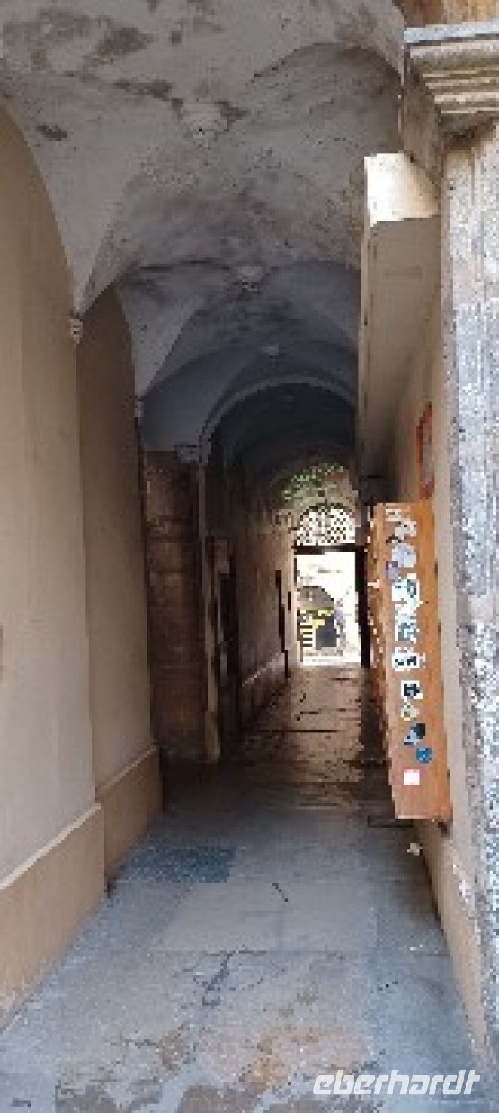 Lyon -Durchgangspassage mit Spitzbogenüberwölbung