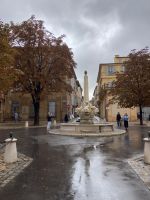 Aix-en-Provence noch ein wenig regnerisch 