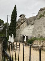 ….auch Restaurants finden Platz in den Steinbrüchen