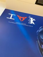 Am BER wird noch die Berlinale beworben ;-)