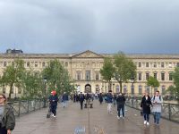 Pont des Arts mit Louvre