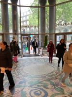 Im Kaufhaus Printemps