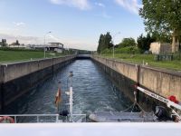 …unsere erste Schleuse gen Norden.