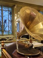 Tag 1 Saint-Germain 08 Bouillon Racine - bis ins Detail schönes Interieur