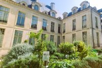 Tag 04 Spaziergang durchs Marais 04 Versteckte Gärten an der Rue Francs-Bourgeois