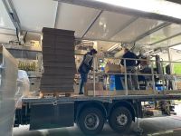 Radreise Loire vom 3.-11.5.25: Eine mobile Abfüllanlage im Weingut