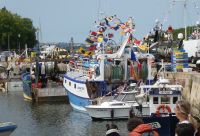 geschmücktes Fischerboot in Honfleur