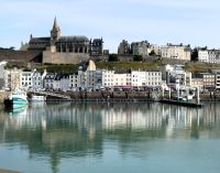 Morgen am Hafen von Granville