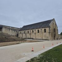 005 Burgberg Caen.jpg