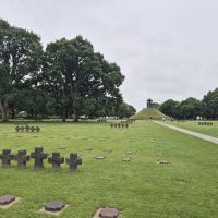 010 Deutscher Soldatenfriedhof .jpg
