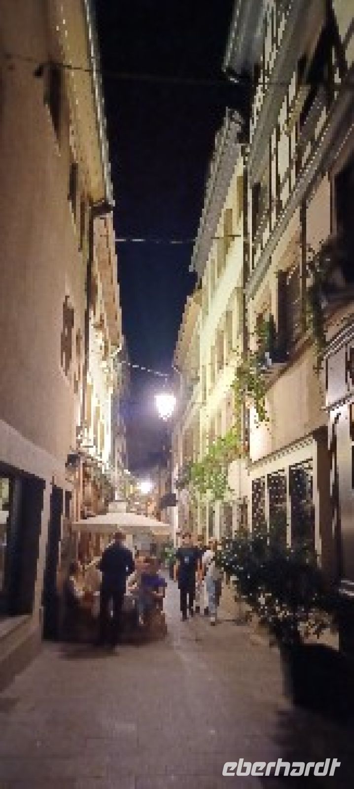 Straßburg - die Stadt ist belebt am Abend