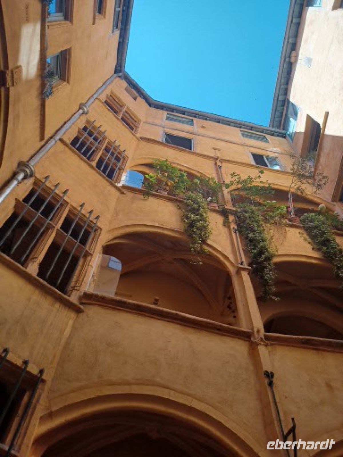 Lyon -Zugang zur privaten Durchgangspassage mit Wohnhof