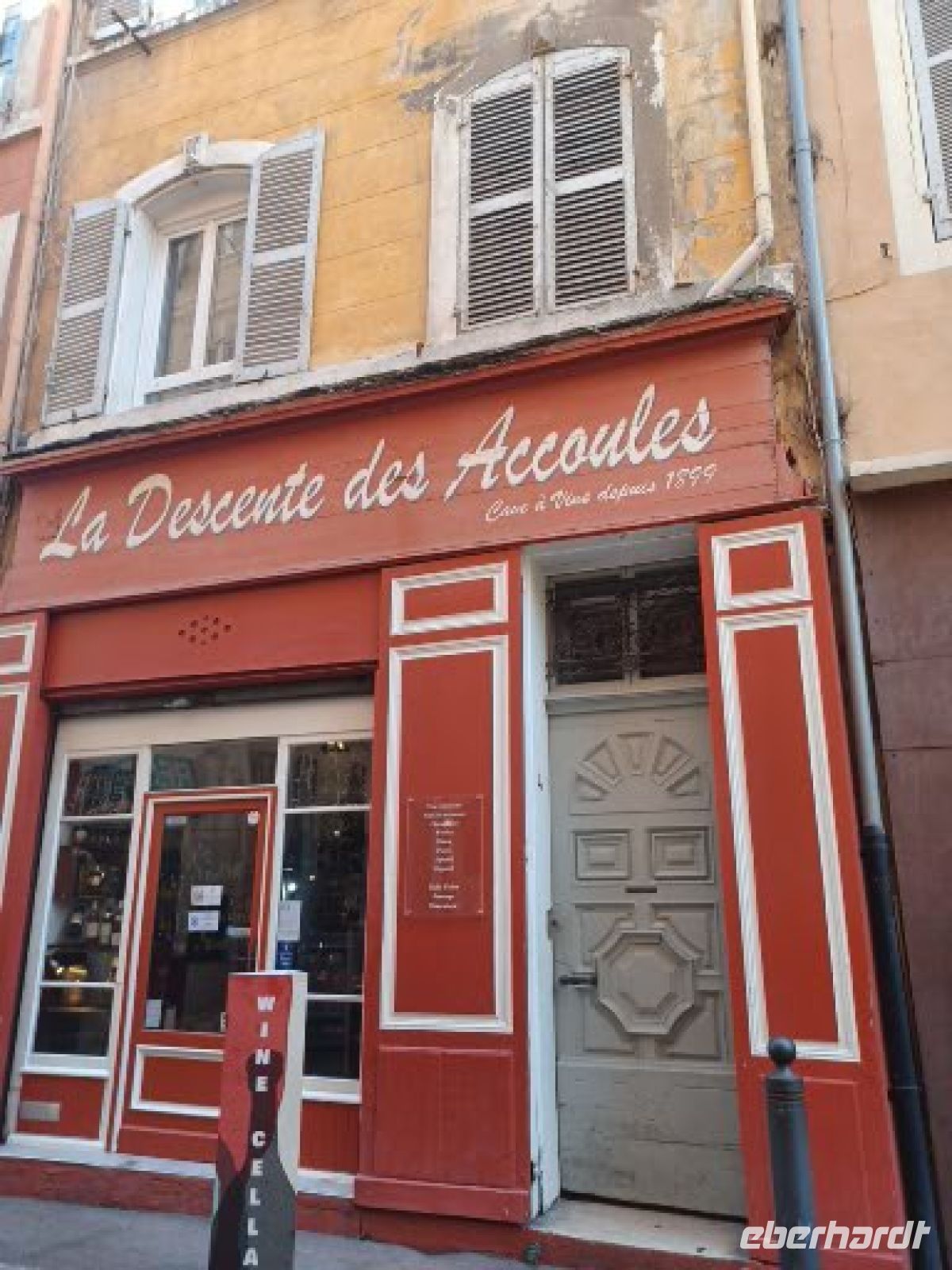 Arles - Erd-u. Sonnenfarben prägen die Häuseranstriche