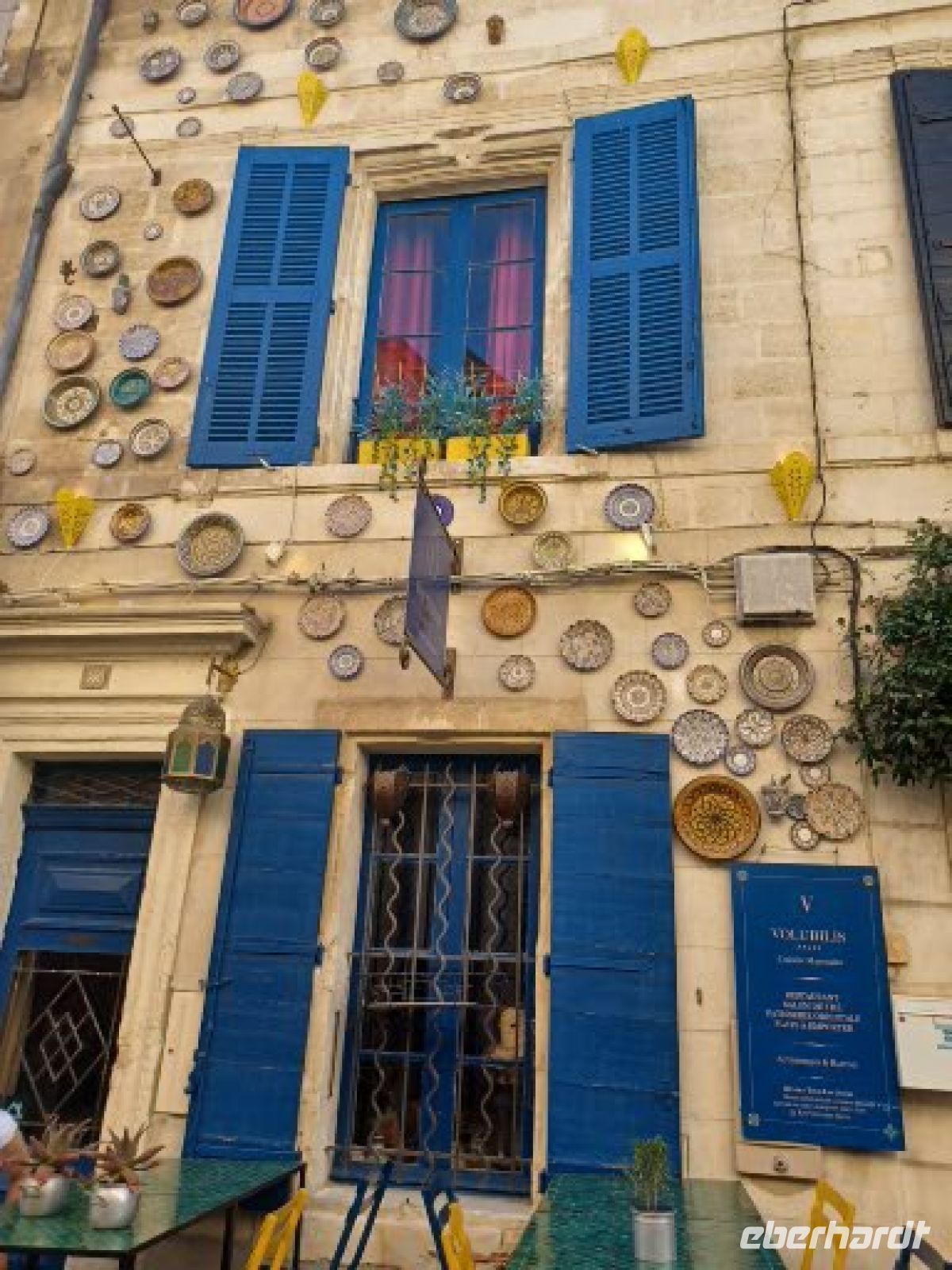 Arles -farbintensive Fassadengestaltung