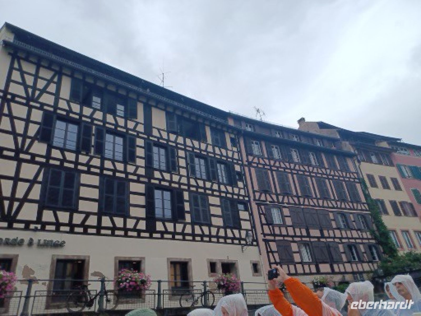 Straßburg -Bootsfahrt bei Regen