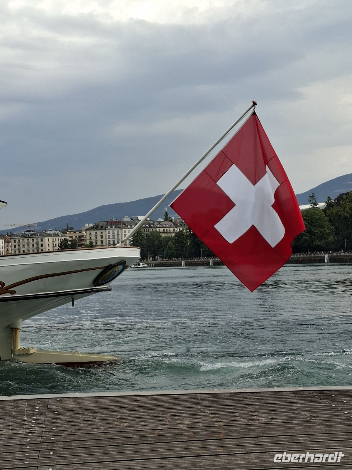 Genf-Abfahrt zurSeenrundfahrt