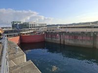 St, Malo, Schleuse am Rance-Gezeitenkraftwerk