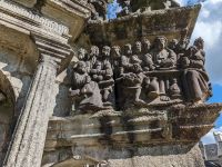 Abendmahlszene am Calvaire von Guimiliau