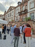 Saint-Hyppolyte - Cocktailempfang auf der Hotelterrasse