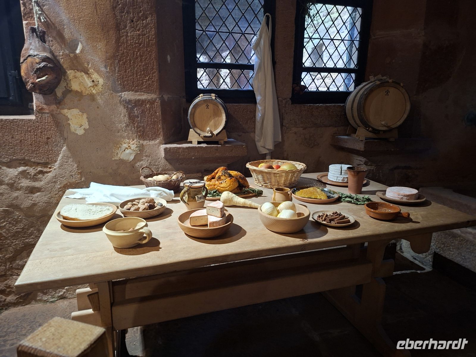 Hohkönigsburg - Speisen im Mittelalter -museale Zusammenstellung