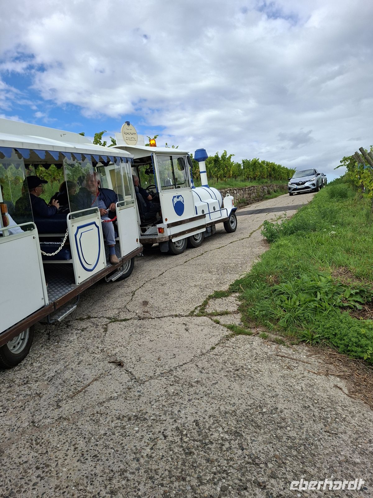 Weingut Ruhlmann -  im Minizug durch die Weinberge
