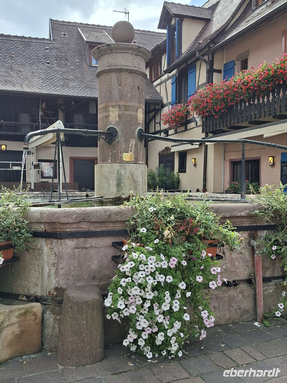 Eguisheim -Wasserbrunnen