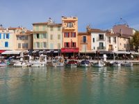 Häuserfront in Cassis 
