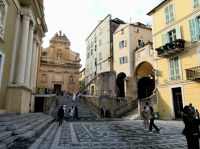 Vor der Basilika St. Michel in Menton 