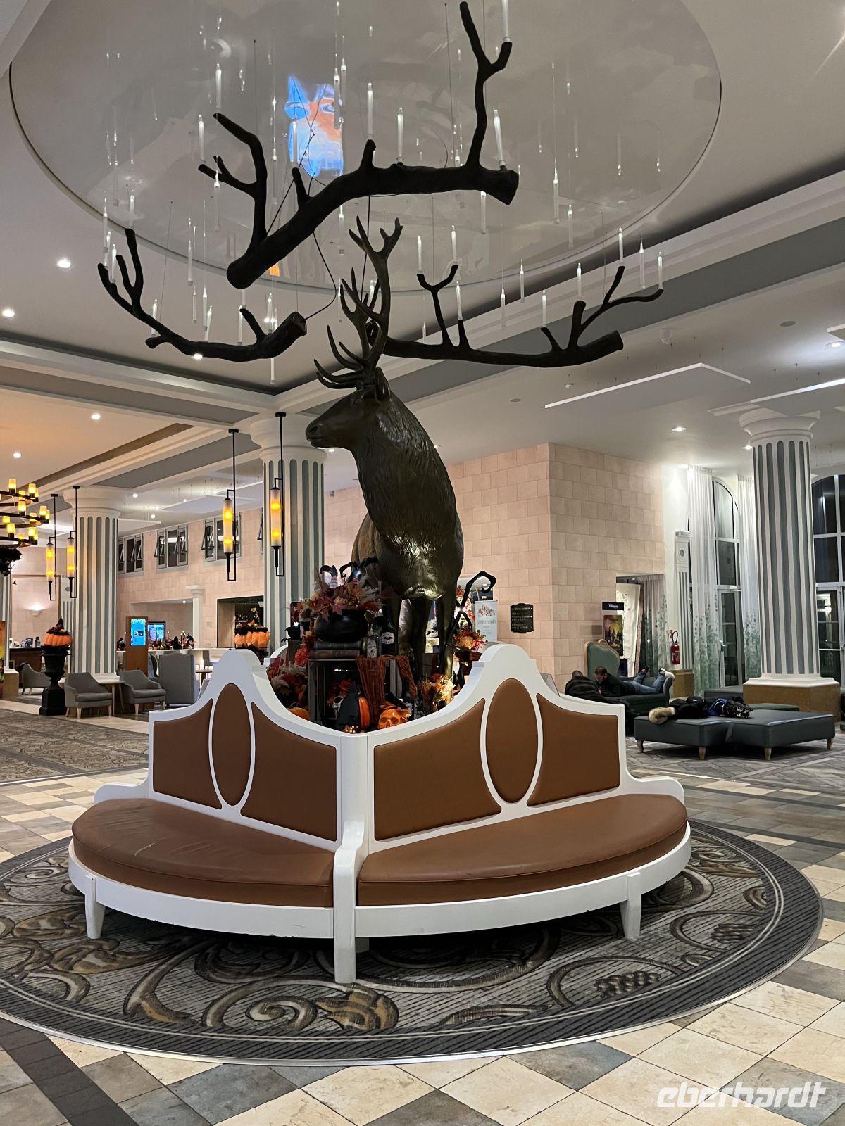 21:20 Dream Castle Hotel