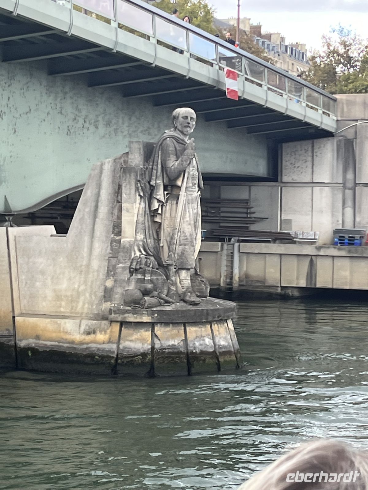 Skulptur des Zuaven am Pont de I'Alma = Hochwassermesser