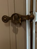 Schloss Versailles           Tür-bzw. Fensterverriegelung