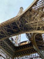 unter dem Eiffelturm