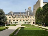 Cour et Jardin de l'Hôtel de Sully