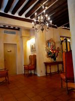 beim Warten auf den Transfer im Hotel St. Paul in Paris