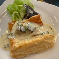 Feuilleté au colin et ciboulette