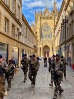 vor der Kathedrale in Metz