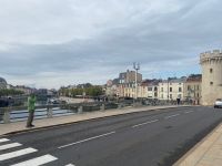 Maasbrücke mit Porte Chaussée