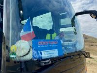 notre Chauffeur Peter --)