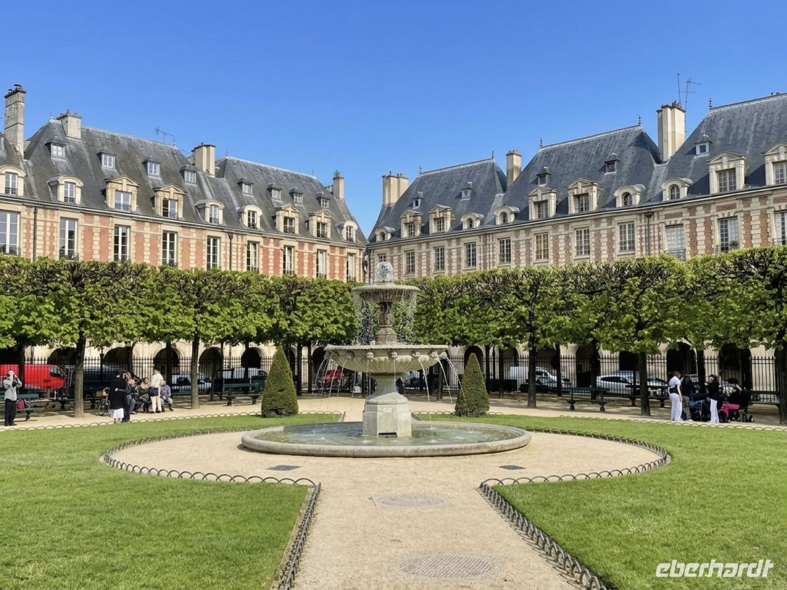 4. Tag - Place des Vosges im Marais-Viertel &ndash; &copy;  (Eberhardt TRAVEL)