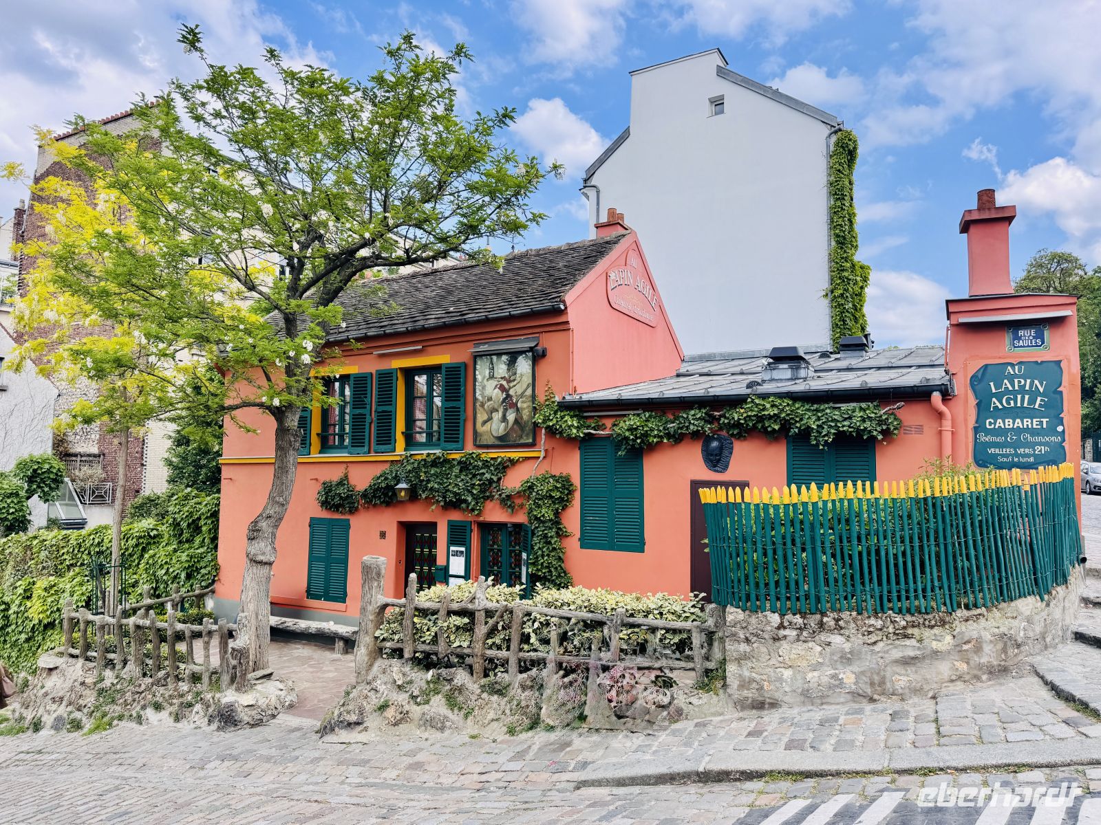 4. Tag - Cabaret Le Lapin Agile &ndash; &copy;  (Eberhardt TRAVEL)