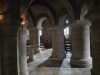 2026-05_Loire_Rad: St. Benoît - Krypta &ndash; &copy; Dieter Braune (Eberhardt TRAVEL)