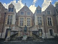 2026-05_Loire_Rad: Orléans - Hôtel Groslot &ndash; &copy; Dieter Braune (Eberhardt TRAVEL)