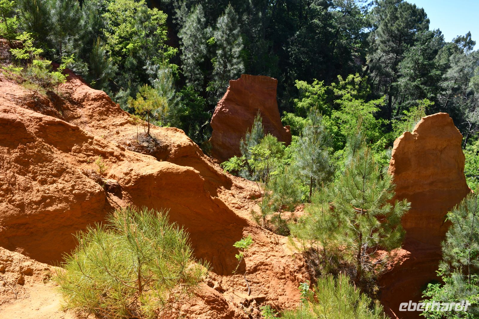 Ockergestein in Roussillon &ndash; &copy;  (Eberhardt TRAVEL)