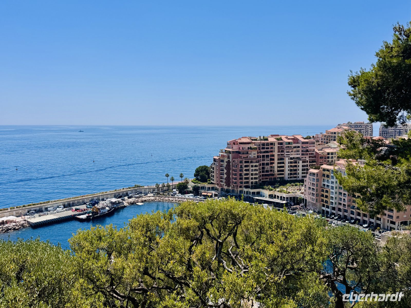 5. Tag - Monaco  &ndash; &copy;  (Eberhardt TRAVEL)